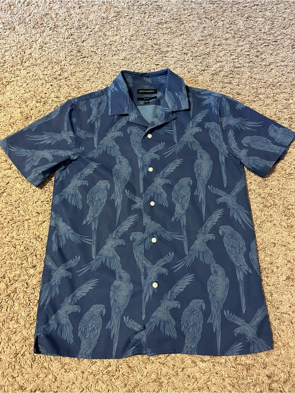 Banana Republic Men’s Parrot Shirt